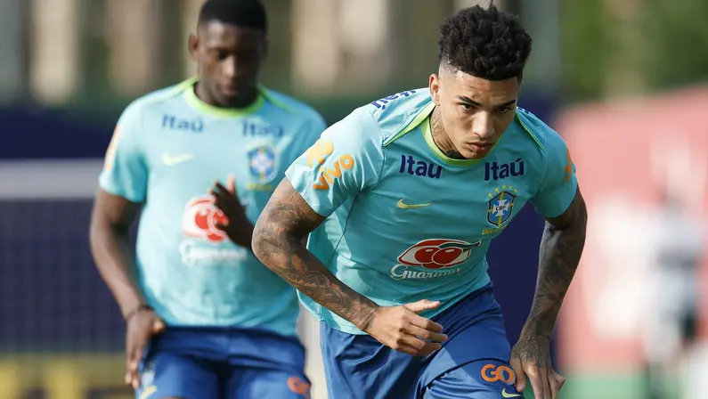 Igor Jesus, do Botafogo, no treino da Seleção Brasileira | Outubro 2024