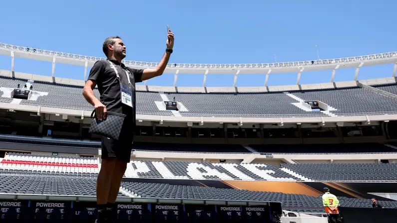 Artur Jorge diz que Botafogo sempre foi tido como azarão na Libertadores, projeta ‘jogo mais importante da carreira’ e reforça ambição: ‘O que fica na história é o nome dos vencedores’
