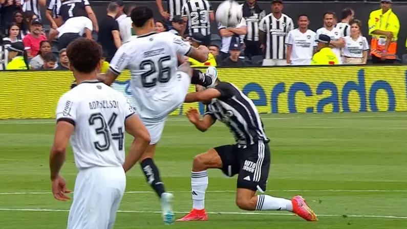 Gregore é expulso em Atlético-MG x Botafogo | Libertadores 2024