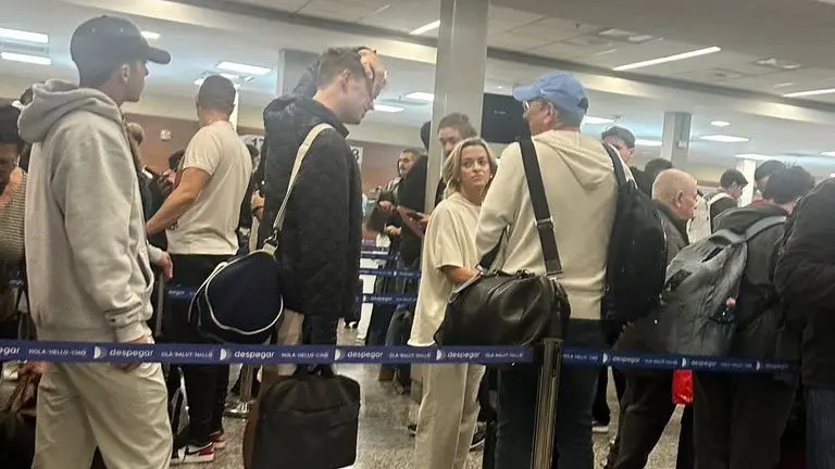 John Textor chega a Buenos Aires com a família para acompanhar Botafogo na final da Libertadores