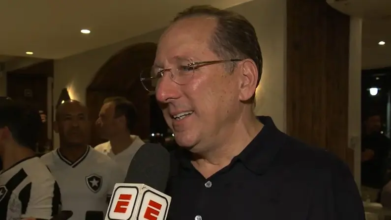 John Textor celebra Botafogo na final da Libertadores e afirma: ‘A força desse time é o que todos pensam ser a sua fraqueza. Eles acreditam’