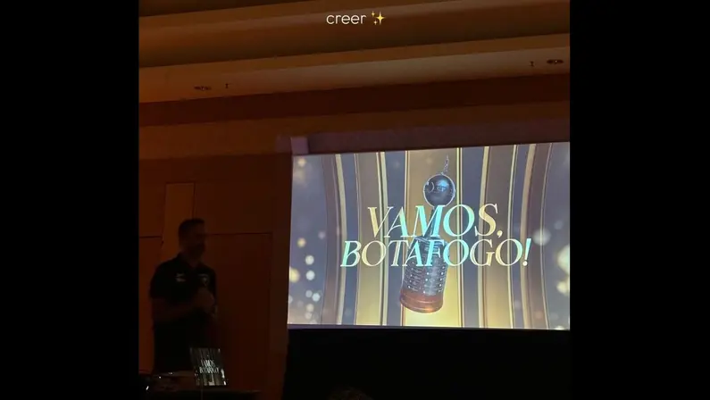 Artur Jorge promove palestra com familiares dos jogadores no hotel do Botafogo antes da final da Libertadores
