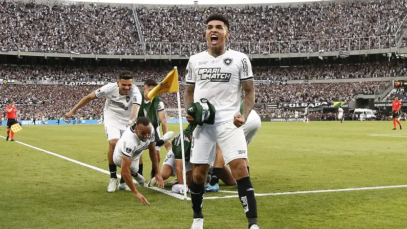 Botafogo não pretende negociar Igor Jesus por menos de 35 milhões de euros