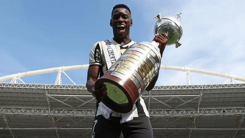 Luiz Henrique, do Botafogo, é eleito como melhor contratação da Série A do Brasileiro em 2024