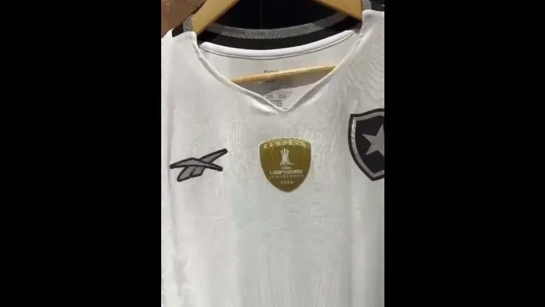 Camisa Branca Botafogo patch Libertadores