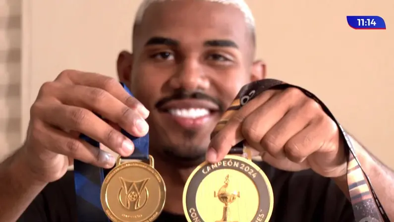 Cuiabano exalta ano histórico e projeta futuro: ‘Me sinto em casa no Botafogo e pretendo ganhar mais títulos’