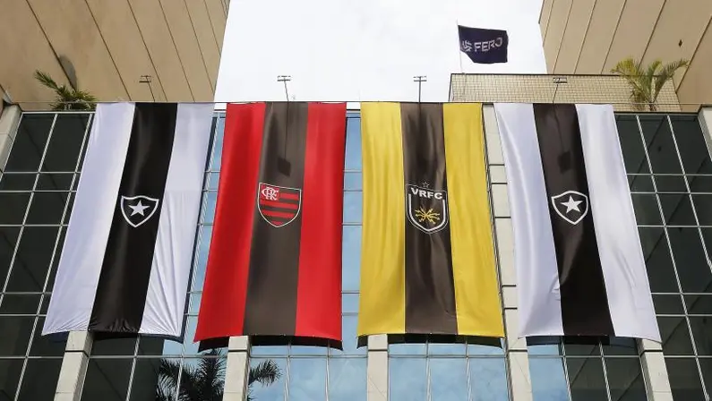 Ferj Bandeiras Botafogo, Flamengo e Volta Redonda