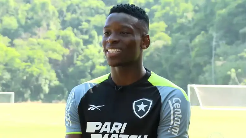 Luiz Henrique se espelha em dupla campeã em 95 e promete repetir toque na taça antes de Botafogo x São Paulo: ‘Momento de inspiração’