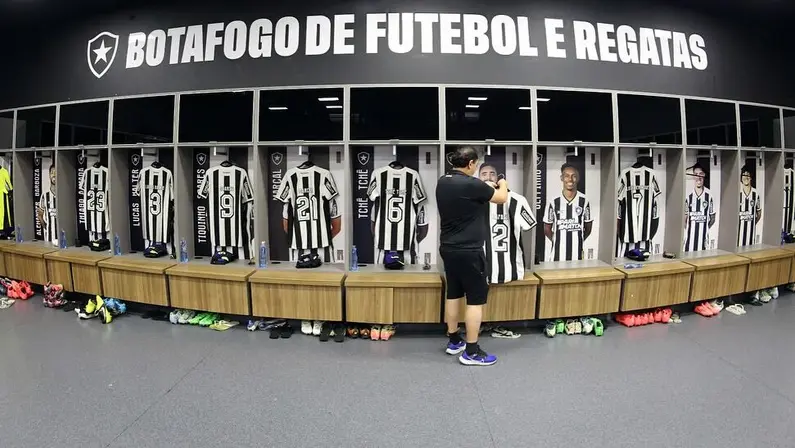 Botafogo escalado com Marçal na zaga para encarar o São Paulo pela última rodada do Brasileirão