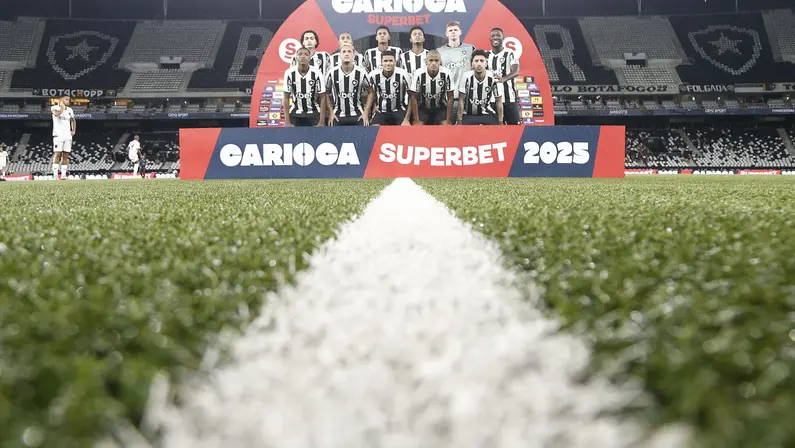 É perfeitamente possível estar confiante sobre o futuro do Botafogo e muito incomodado com o presente