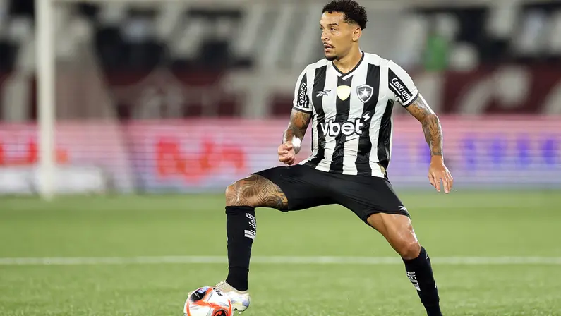 Após várias negativas do Botafogo, Atlético-MG desiste de tentar contratação de Gregore 