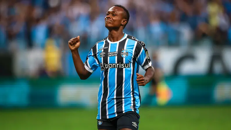 Reforço do Botafogo, Nathan Fernandes se despede do Grêmio: ‘Foram quase nove anos no maior do Sul’