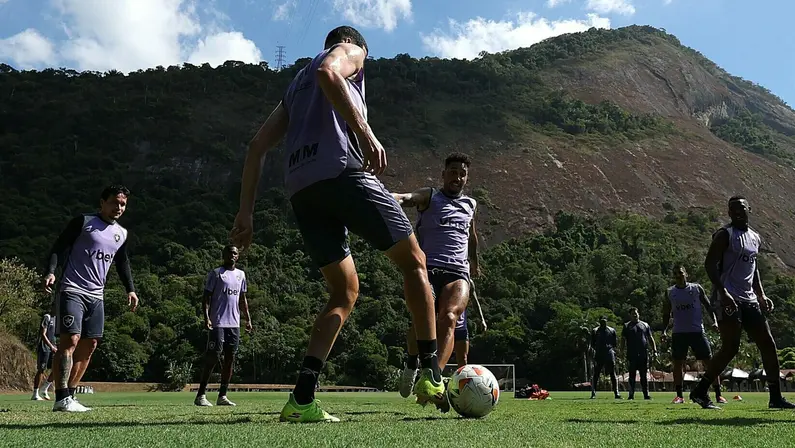 Botafogo vai dar folga de quatro dias após Recopa e planeja amistosos toda semana em nova ‘pré-temporada’