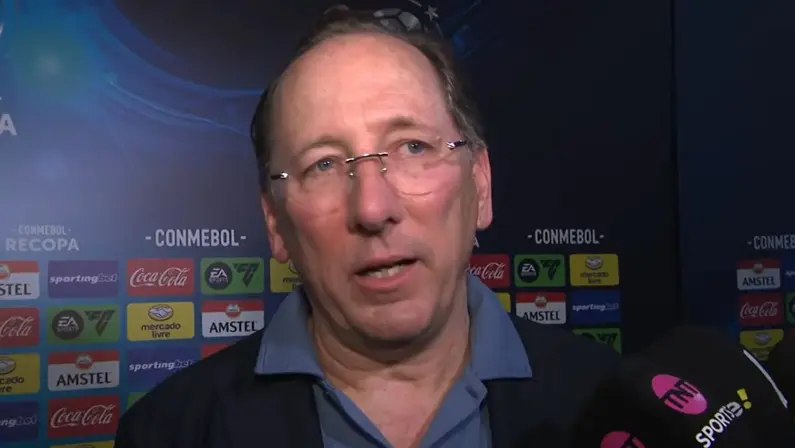 Jogo posicional, conhecimento de Brasil e trabalho com jovens: Textor enumera motivos para ter escolhido Renato Paiva no Botafogo