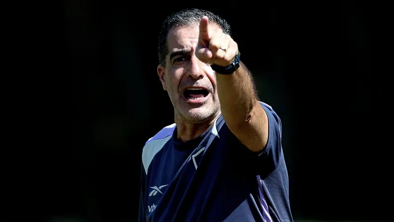 Botafogo recusa amistoso com Cruzeiro e foca em mais tempo de trabalho para Renato Paiva