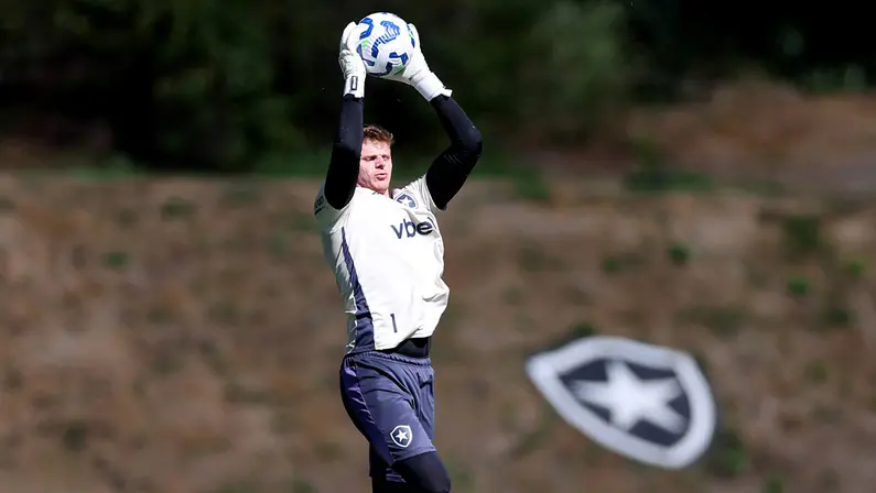 Valores assustam, e Grêmio desiste da contratação de Raul, do Botafogo