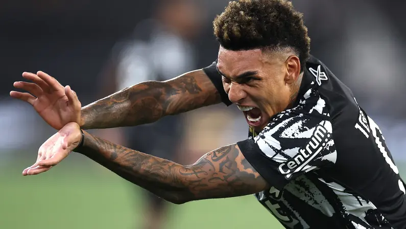 Igor Jesus manda a real na Botafogo TV: ‘Quem entende realmente o futebol vai saber o papel que tenho feito dentro de campo’