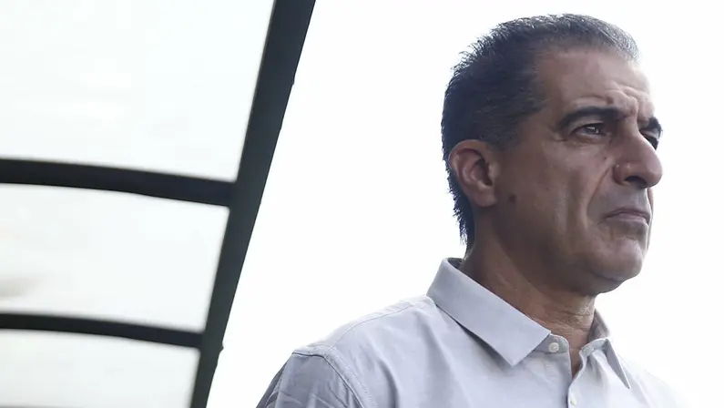 Renato Paiva vê posse de bola improdutiva do Botafogo e foca em ajustes ofensivos: ‘Interessa ter posse que termine as jogadas’