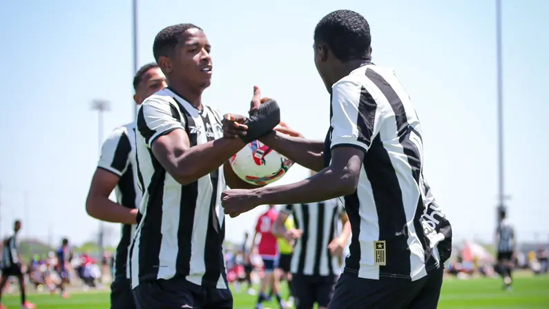 Botafogo estreia na Dallas Cup Sub-19 com goleada sobre o FC Dallas