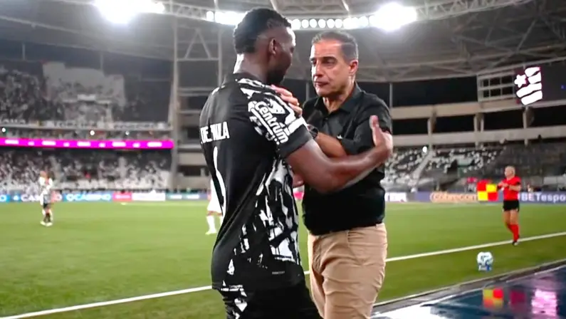 Patrick de Paula e Renato Paiva em Botafogo x Juventude | Campeonato Brasileiro 2025