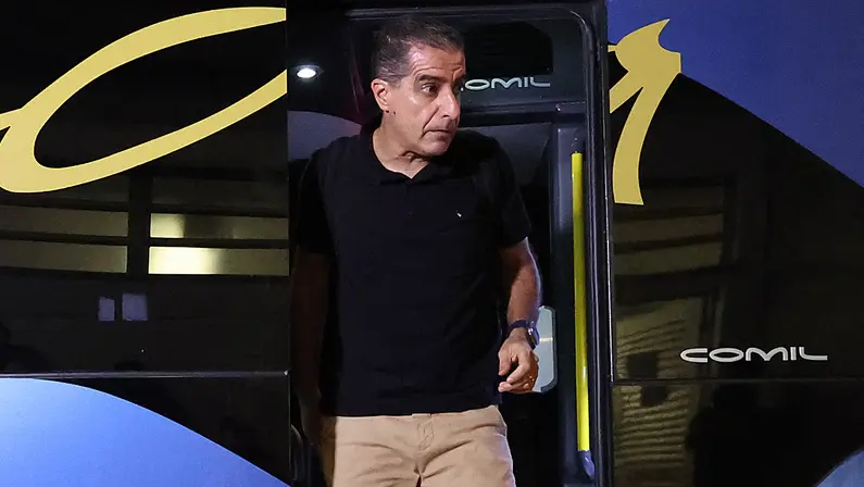 Renato Paiva, sobre possíveis saídas no Botafogo: ‘Se acontecer, certeza que haverá substituições. É a história da vida do treinador’