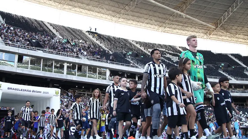 Mansur: ‘Os 16 pontos que separam Botafogo do campeão brasileiro não combinam com custo do seu futebol. Combinam mais com planejamento que atrasou’