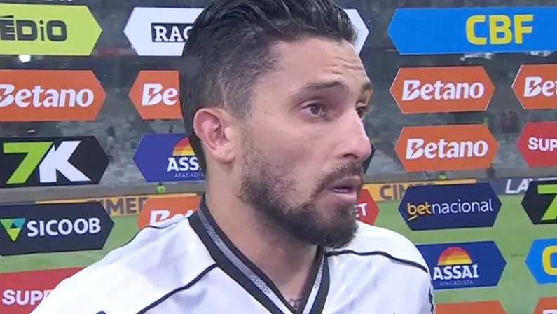 Alex Telles em Cruzeiro x Botafogo | Campeonato Brasileiro 2025