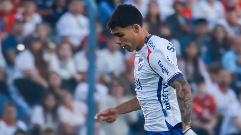 Excesso de pontas? Perfil diferente explica busca do Botafogo por mais atacantes de lado