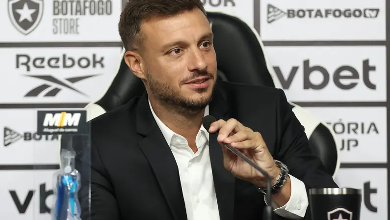 Martín Anselmi vive expectativa alta para Botafogo x Volta Redonda: ‘Sentindo desejo de competir’