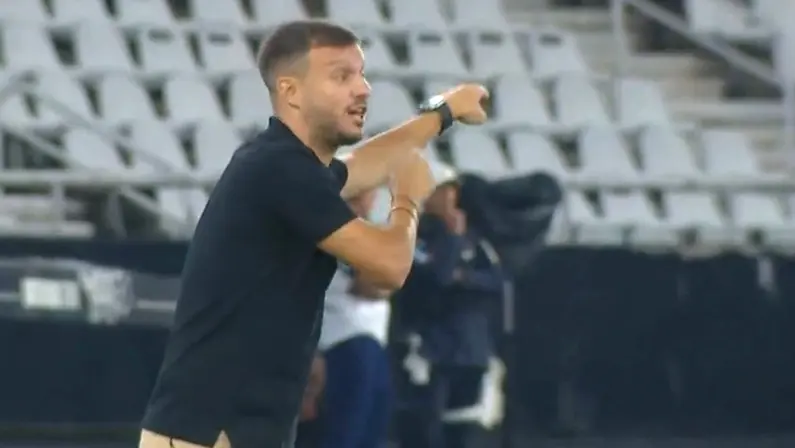 Martín Anselmi em Botafogo x Volta Redonda | Campeonato Carioca 2026