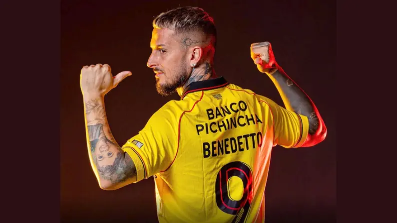 Darío Benedetto, atacante do Barcelona-EQU