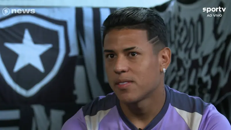 Matheus Martins, do Botafogo