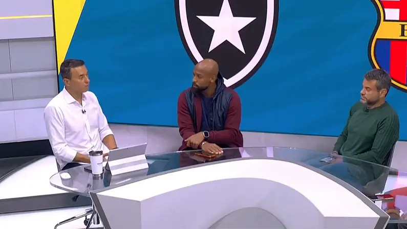 Rizek questiona aposta do Botafogo em Anselmi e aponta exemplo de Dorival no Corinthians: ‘Não é hora de ser mais conservador?’