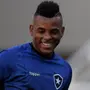 Chapecoense se aproxima da contratação do meia Marcos Vinícius, do Botafogo