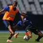 Botafogo anuncia renovações de contrato com Wenderson e Rickson