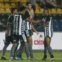 Em ritmo de treino, Botafogo vence Vitória-ES em amistoso sob chuva no Espírito Santo