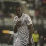 Emprestado pelo Botafogo, Vinicius Tanque estreia na Espanha com vitória, gol no 1º toque e golaço mal anulado