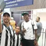 &#8216;Loco&#8217; Cortez chega ao Rio para fazer exames médicos e assinar com o Botafogo