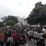 (Absurdo!) Torcida do Botafogo sofre para entrar no Maracanã contra o Flamengo; apenas uma bilheteria foi aberta
