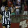 Danilo Barcelos trata com naturalidade chegada de ‘concorrente’ Victor Luis: ‘Botafogo merece grandes jogadores’