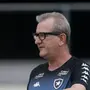 Com Paulo Autuori suspenso, auxiliar Renê Weber comandará Botafogo contra a Cabofriense