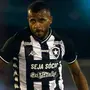 Negociação de Alex Santana com Ludogorets não tem relação com zagueiro na mira do Botafogo