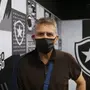 Paulo Autuori explica saída de Gabriel Cortez do Botafogo: &#8216;Atitude minha. Informei a ele na terça&#8217;