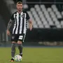 Rafael Forster é regularizado pelo Botafogo; salário será metade do de Carli