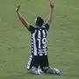 Amuleto! Caio Alexandre pensa em mudar número da camisa no Botafogo: ‘Mais sorte’
