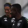 Honda e Kalou rendem pouco e já são alvo de cobrança no Botafogo