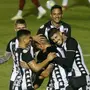 Versatilidade: Botafogo apresenta mudanças de posição no próprio jogo