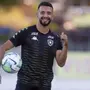 Caio Alexandre espera marcar mais uma vez no Nilton Santos e diz estar ‘vivendo um sonho’ no Botafogo