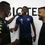 VÍDEO: Botafogo TV mostra primeiro dia de Kalou, com resenha em francês com Fernando e em inglês com Kanu e Caio Alexandre
