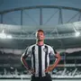 Mais de oito mil novas camisas do Botafogo foram vendidas antes mesmo do lançamento